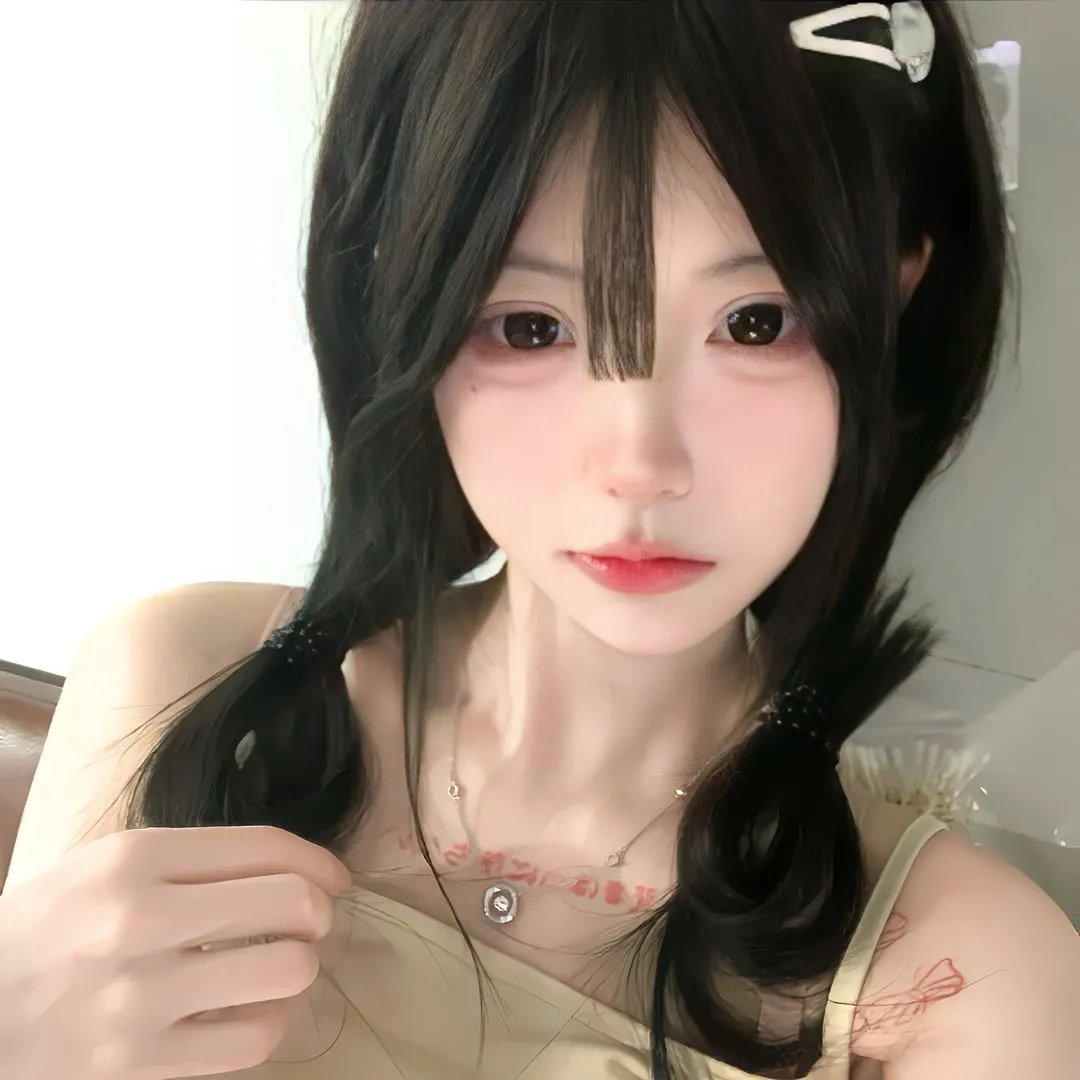 亚历珊卓